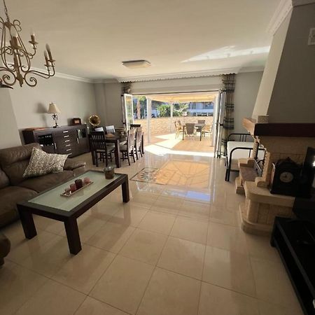 شقة Casa Bajamar Playa نيرخا المظهر الخارجي الصورة