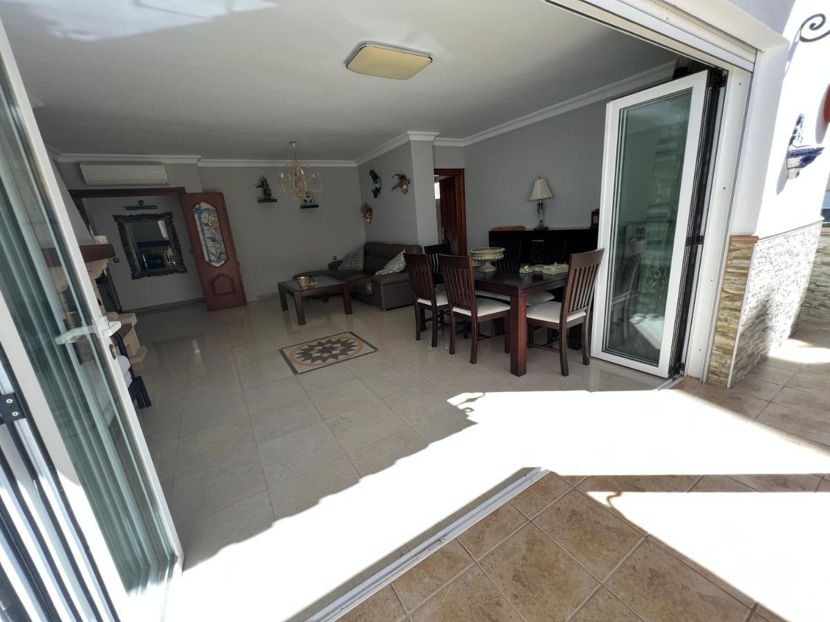 شقة Casa Bajamar Playa نيرخا المظهر الخارجي الصورة