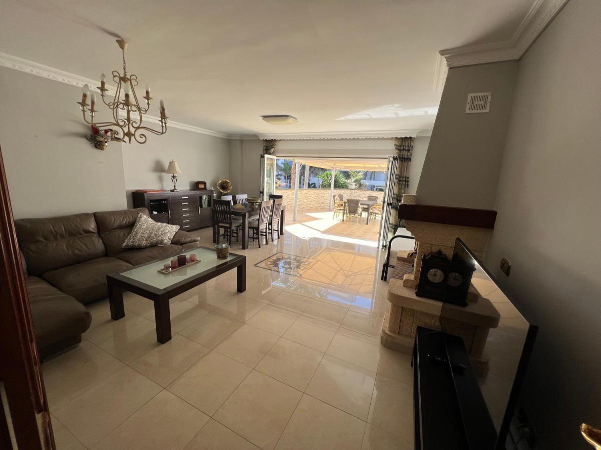شقة Casa Bajamar Playa نيرخا المظهر الخارجي الصورة