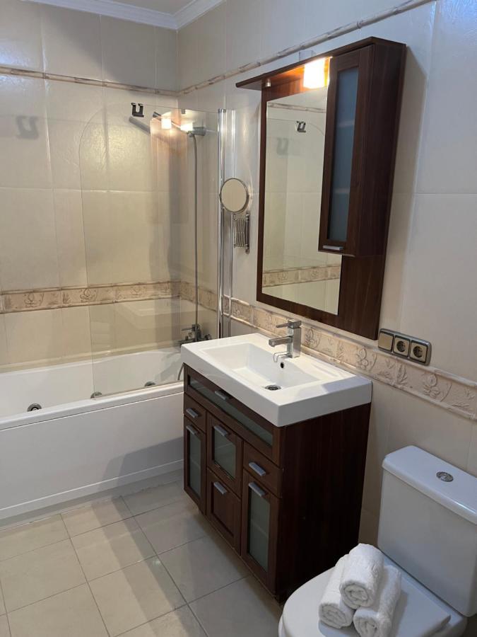 شقة Casa Bajamar Playa نيرخا المظهر الخارجي الصورة